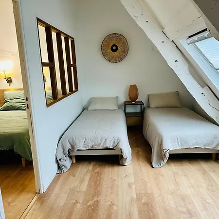 L'Attic, Appartement Au Coeur De Cancale Exterior photo