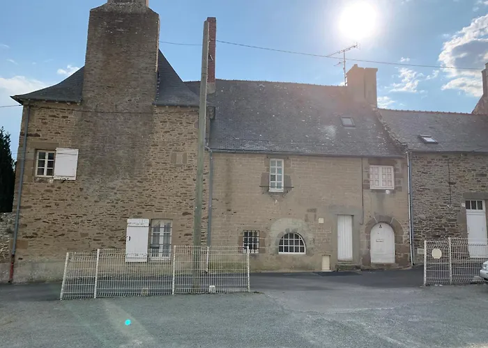 L\'Attic, Appartement Au Coeur De Cancale